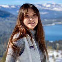 Sitter Profile Image: Ashley W.