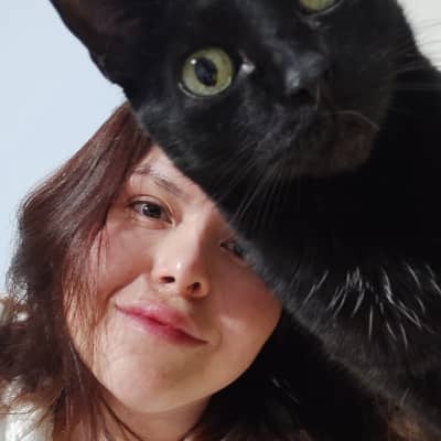 Sitter Profile Image: Devi Carolina S.