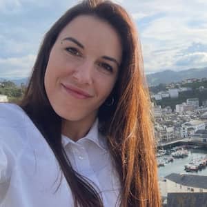 Sitter Profile Image: Nuria y Natali G.