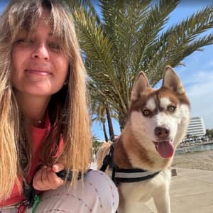 Sitter Profile Image: Clara M.