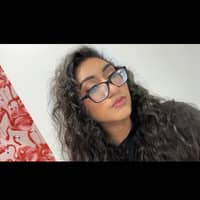 Sitter Profile Image: Erika C.