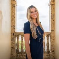 Sitter Profile Image: Isabelle C.