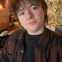 Sitter Profile Image: Bug M.