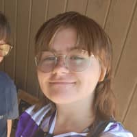 Sitter Profile Image: Lydia H.