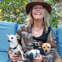 Sitter Profile Image: Simone, Summer & Brian S.