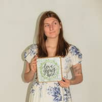 Sitter Profile Image: Sarah A.