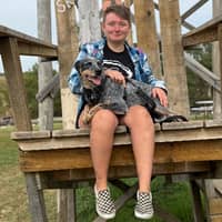 Sitter Profile Image: Alexis W.