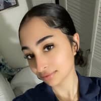 Sitter Profile Image: Zainab H.