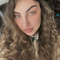 Sitter Profile Image: Kiana S.