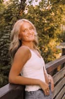 Sitter Profile Image: maevyn r.