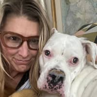 Sitter Profile Image: Laura L.