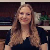 Sitter Profile Image: Makayla D.