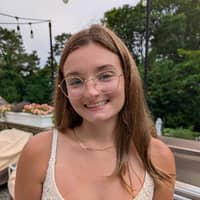 Sitter Profile Image: Emma S.