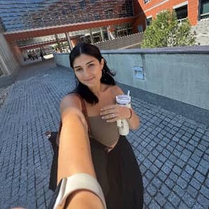 Sitter Profile Image: Dhara B.