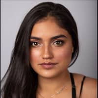 Sitter Profile Image: Roxanne A.