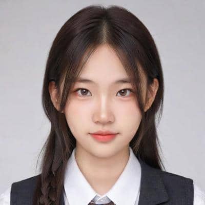 Sitter Profile Image: Shijia Y.