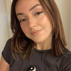 Sitter Profile Image: Meryem H.