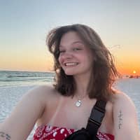 Sitter Profile Image: Anna M.