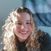 Sitter Profile Image: Dina F.