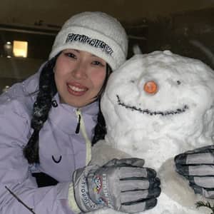 Sitter Profile Image: Xinyu H.