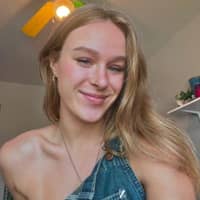 Sitter Profile Image: Lea D.