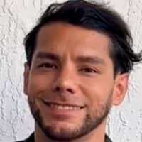 Sitter Profile Image: Luis R.