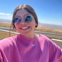 Sitter Profile Image: Joselynn R.