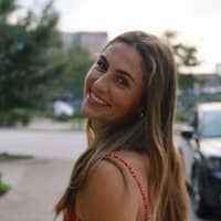 Sitter Profile Image: Emily R.