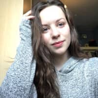 Sitter Profile Image: olivia m.