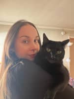 Sitter Profile Image: Leeanna C.