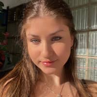 Sitter Profile Image: Reka S.