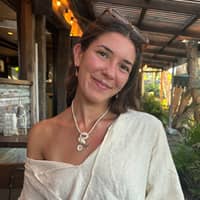 Sitter Profile Image: Amelie A.