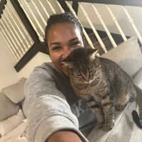 Sitter Profile Image: Lindsay D.