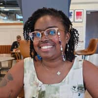 Sitter Profile Image: Nathalie M.