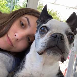 Sitter Profile Image: Alyssa S.