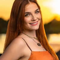 Sitter Profile Image: Lauren M.