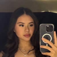 Sitter Profile Image: Emily N.