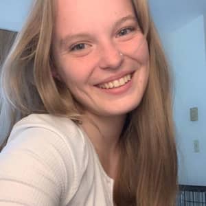 Sitter Profile Image: Grace B.