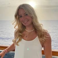 Sitter Profile Image: Madison B.