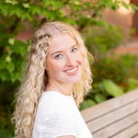 Sitter Profile Image: Grace S.