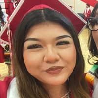 Sitter Profile Image: Stephanie G.