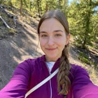Sitter Profile Image: aurora v.