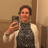 Sitter Profile Image: Burcu Y.