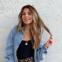 Sitter Profile Image: Victoria E.