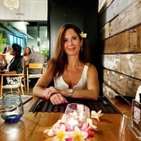 Sitter Profile Image: Samantha J.