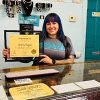 Sitter Profile Image: victoria r.