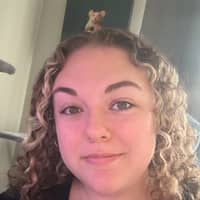 Sitter Profile Image: Summer Lynn S.