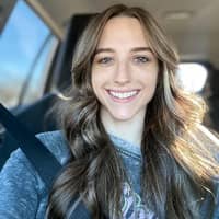 Sitter Profile Image: Maggie T.