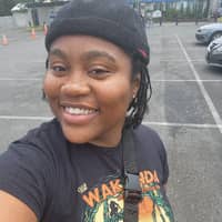 Sitter Profile Image: Nee J.