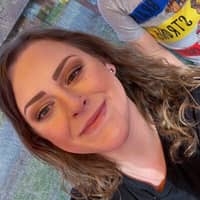 Sitter Profile Image: Catarina V.